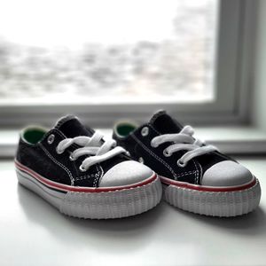 Never worn! PF. Flyer Black Center Lo Top Toddler / Infant